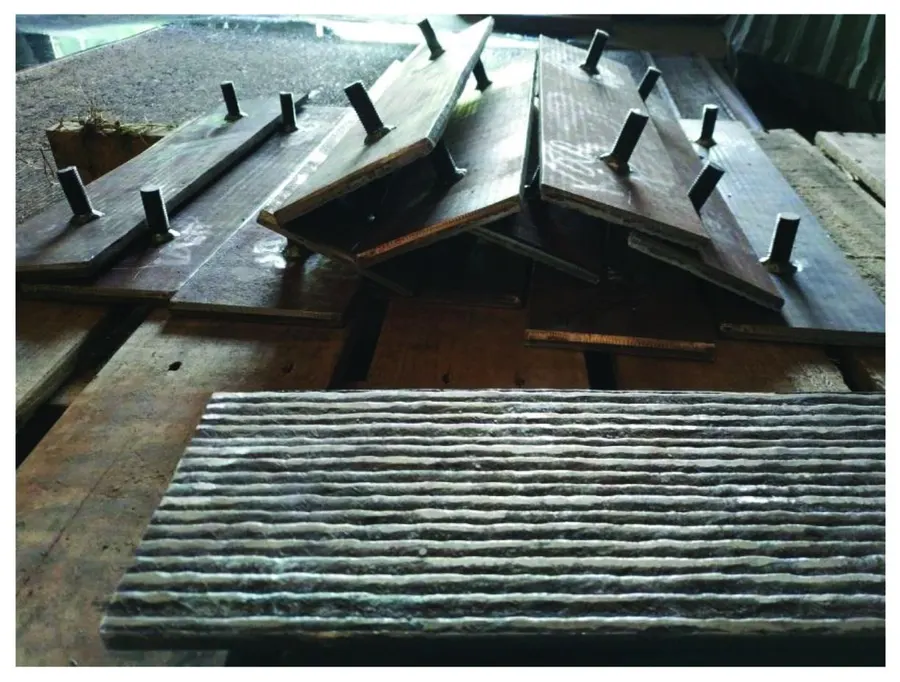 Bolting D-Plate liners